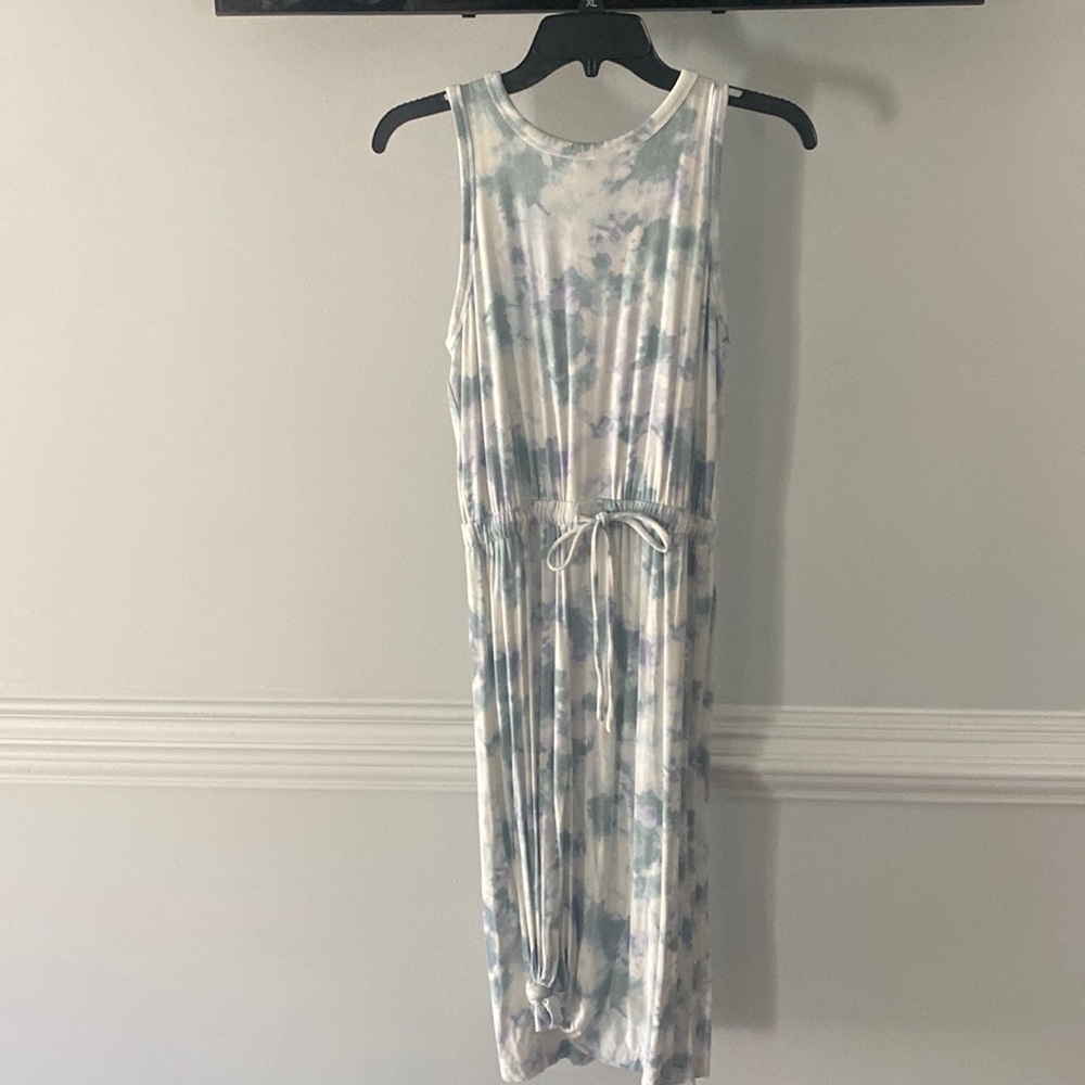 Loft Tie- dye 95% rayon 5% spandex sleeveless dress